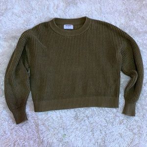 Old Navy cropped Chunky Knit Sweater